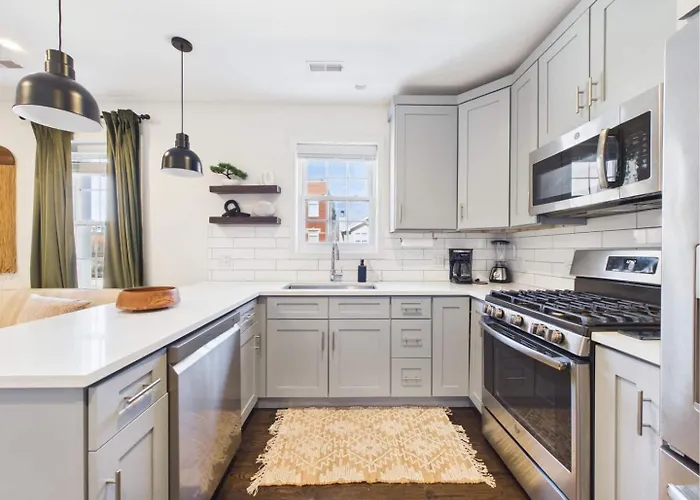Peaceful Boho Retreat Free Private Parking Appartement Chicago