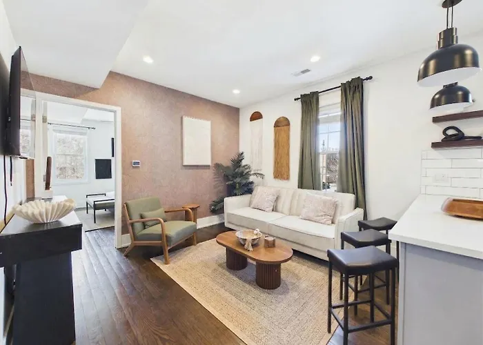 Peaceful Boho Retreat Free Private Parking * Chicago
