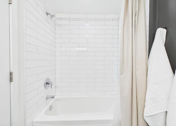 Peaceful Boho Retreat Free Private Parking
